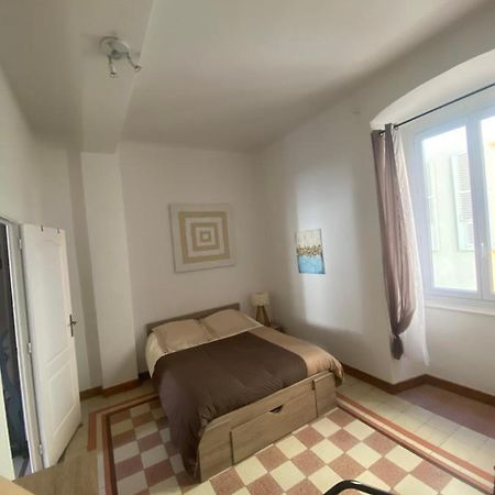 Appartement Climatise,Idealement Situe 100M Du Vieux Port. Μπαστιά Εξωτερικό φωτογραφία